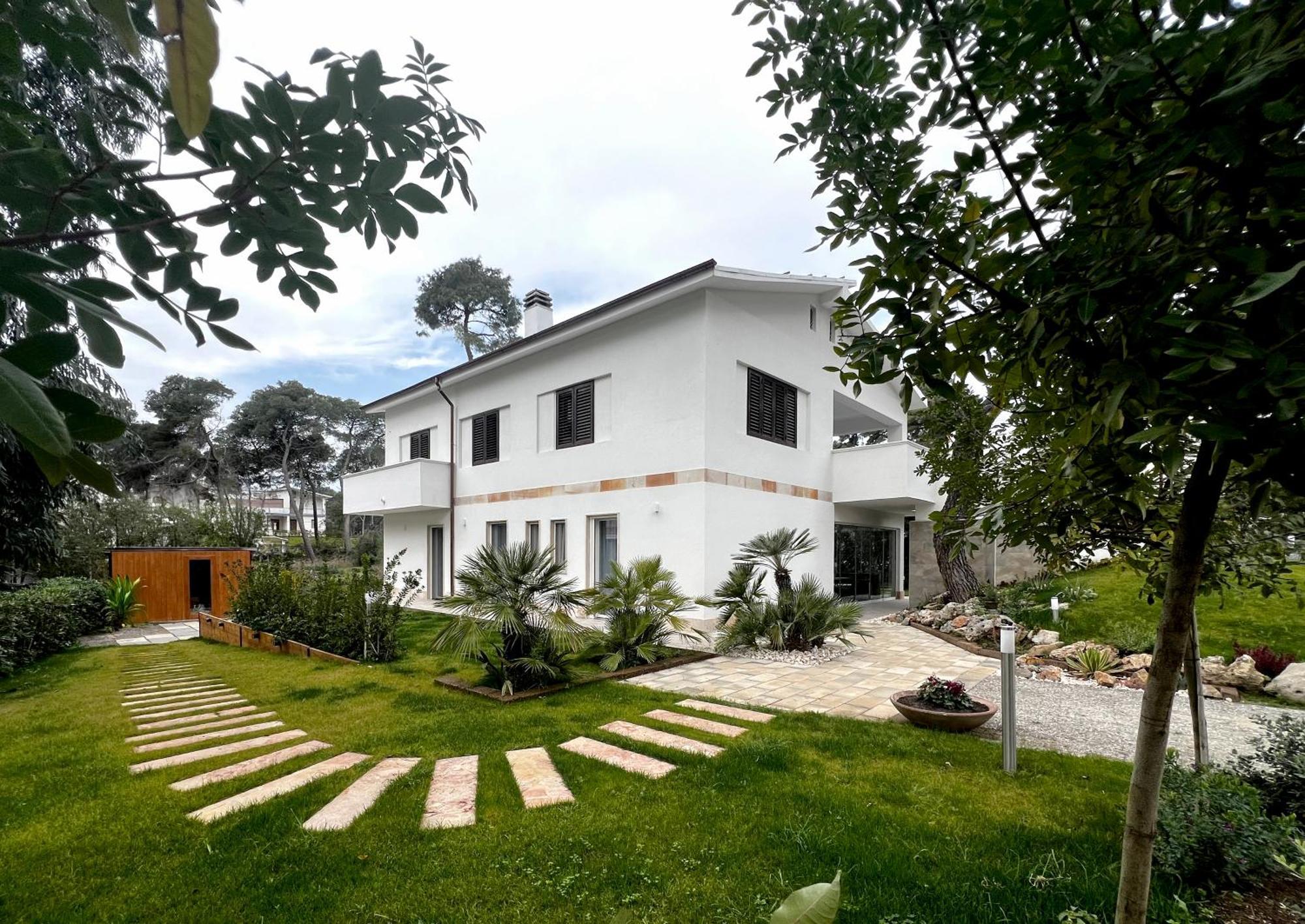 Pinea B&B Кастеланета Марина Екстериор снимка